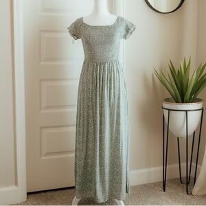 Floral Green Maxi Dress - NEVER WORN